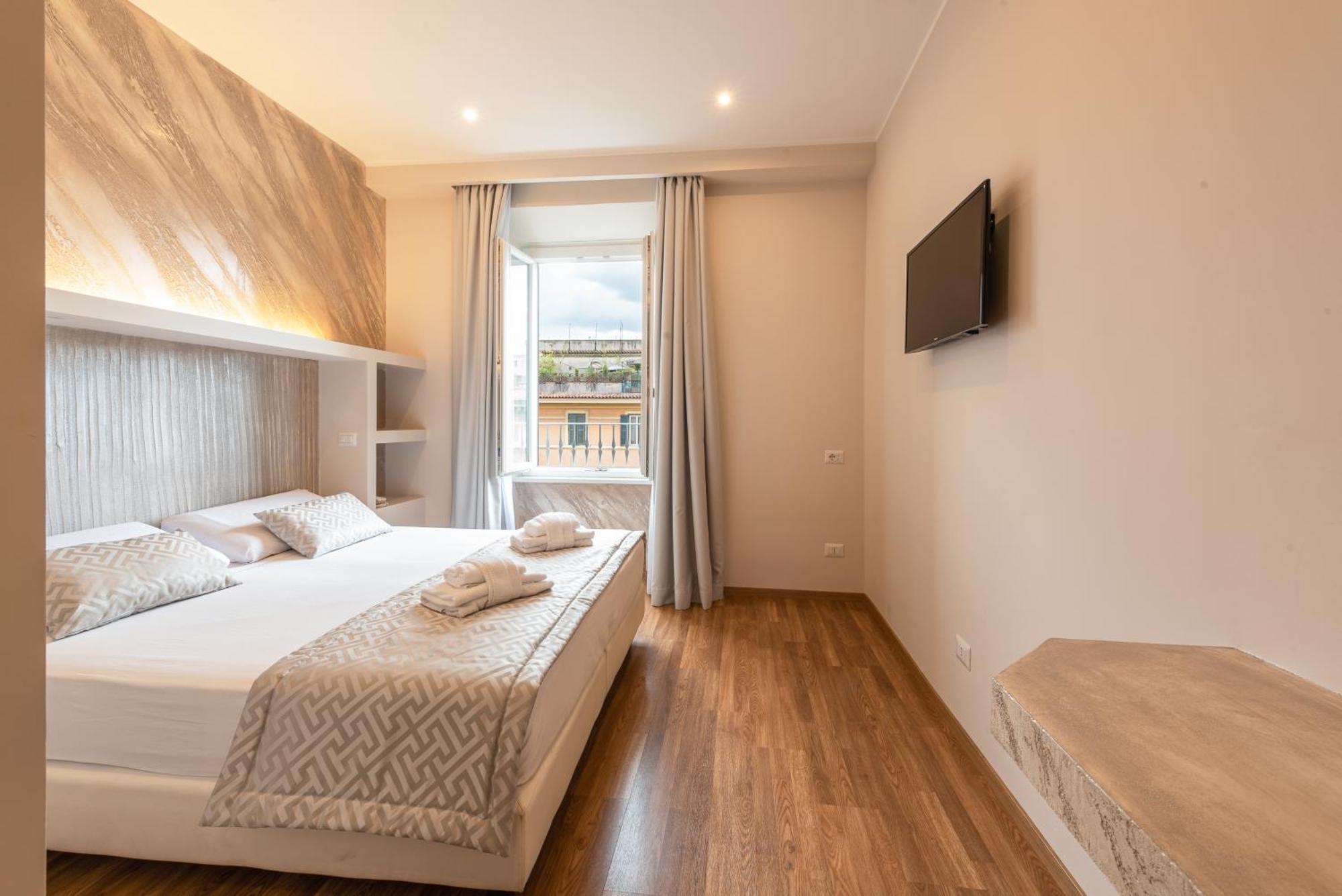 Top Floor Colosseo Guesthouse, Rome
